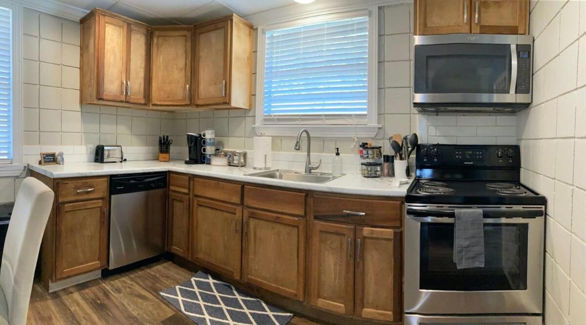 Comfortable Cottage On The Blue Mile - Close To Gsu! Statesboro Exterior photo